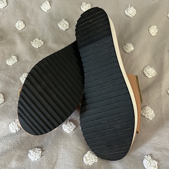 Whistles Sandals, Sz 7.5 - Picture 3 of 6